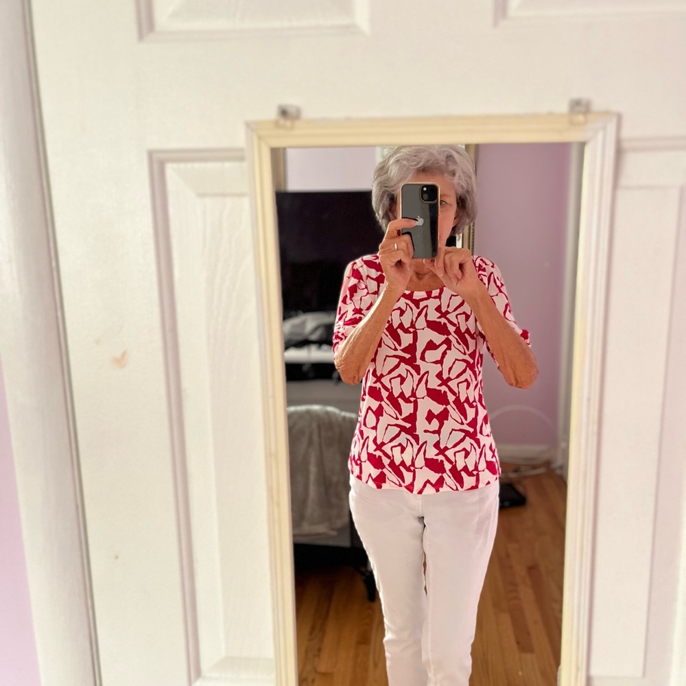 CeCe Vibrant pink and White Patterned Blouse